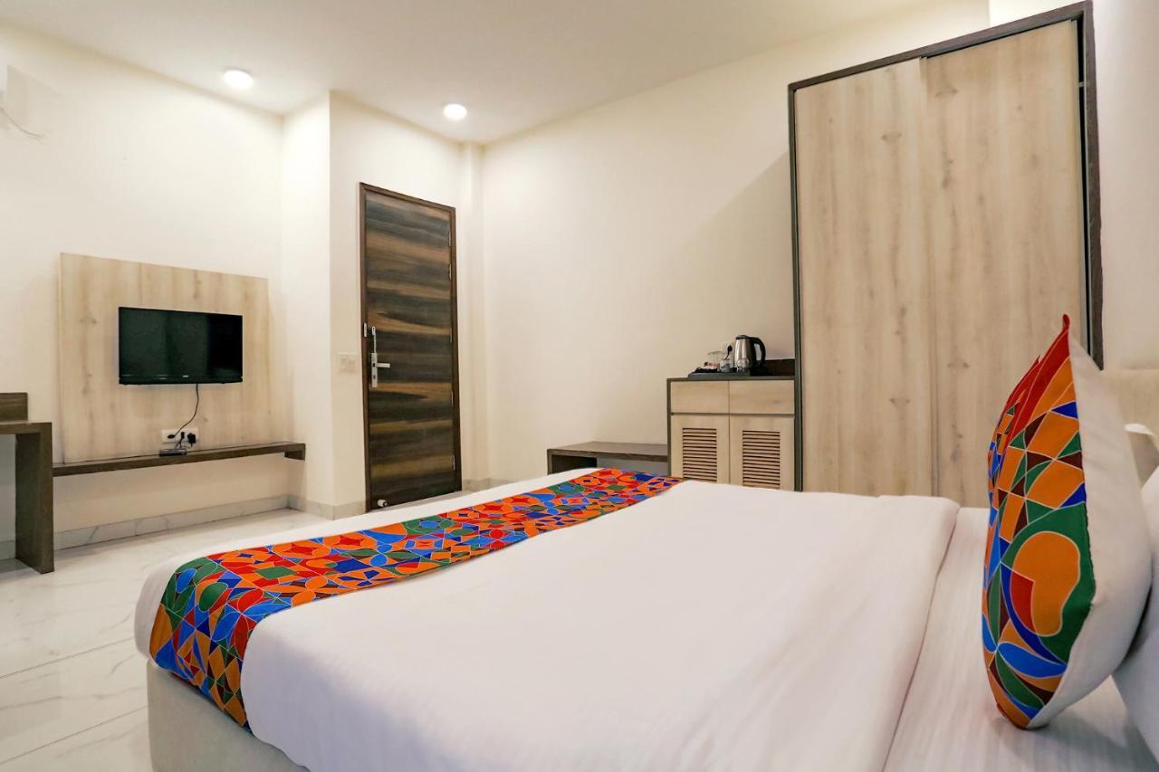 Fabhotel Ab Inn Huda City Center Gurgaon Dış mekan fotoğraf