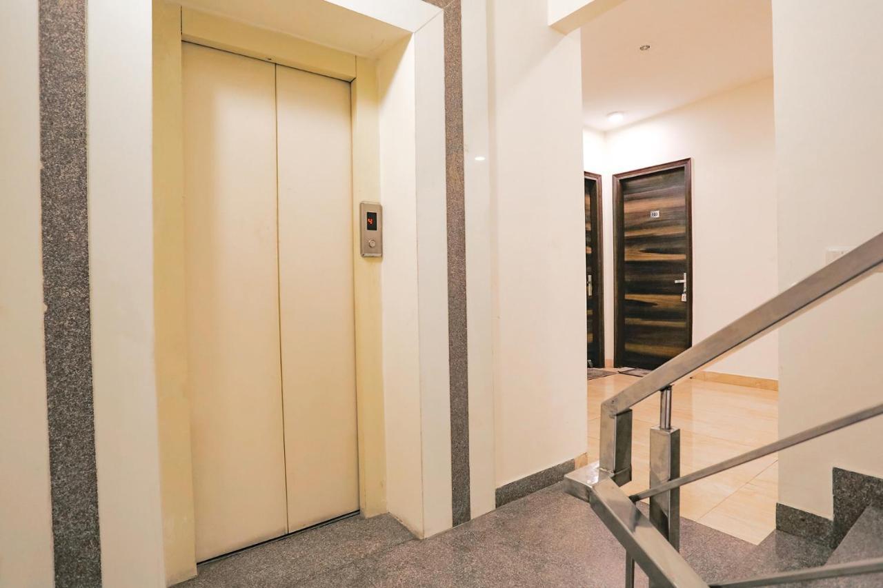 Fabhotel Ab Inn Huda City Center Gurgaon Dış mekan fotoğraf