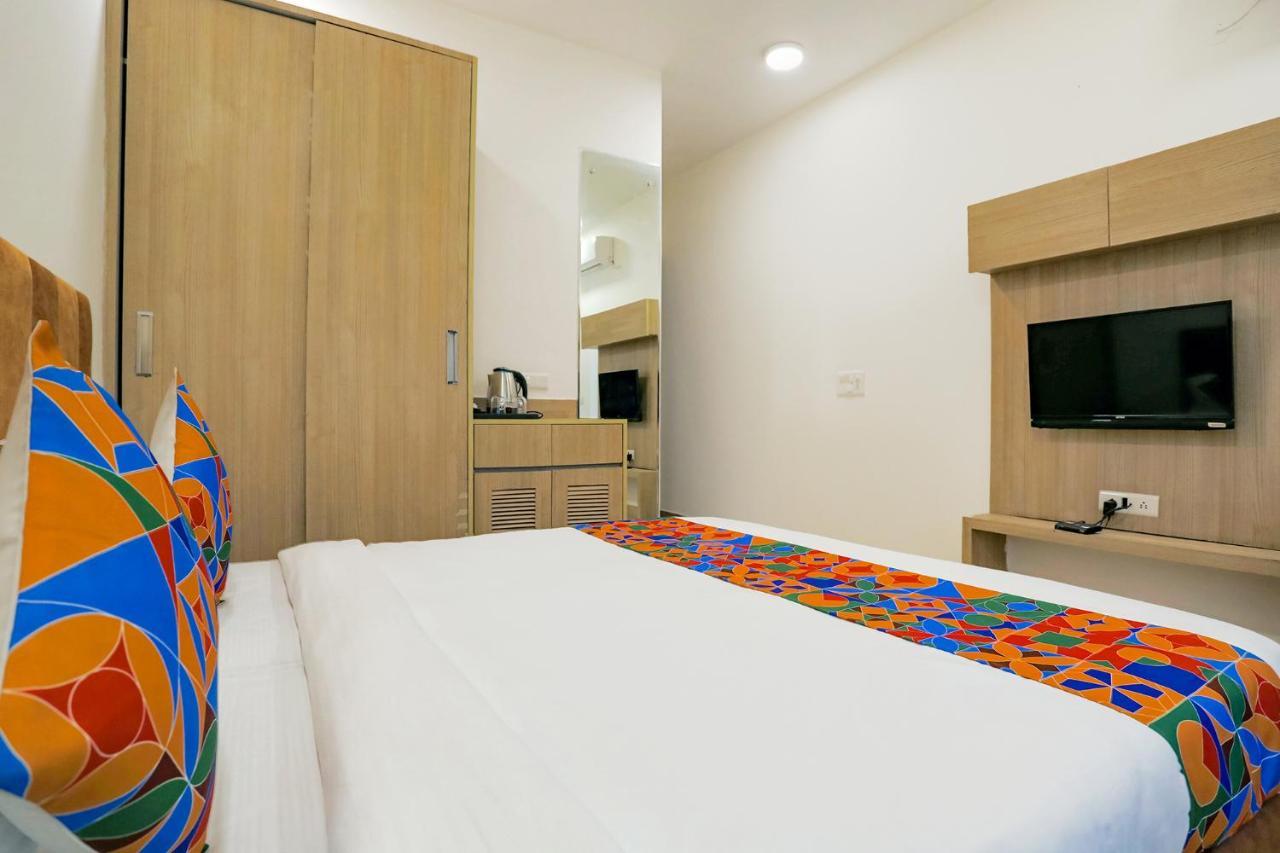 Fabhotel Ab Inn Huda City Center Gurgaon Dış mekan fotoğraf