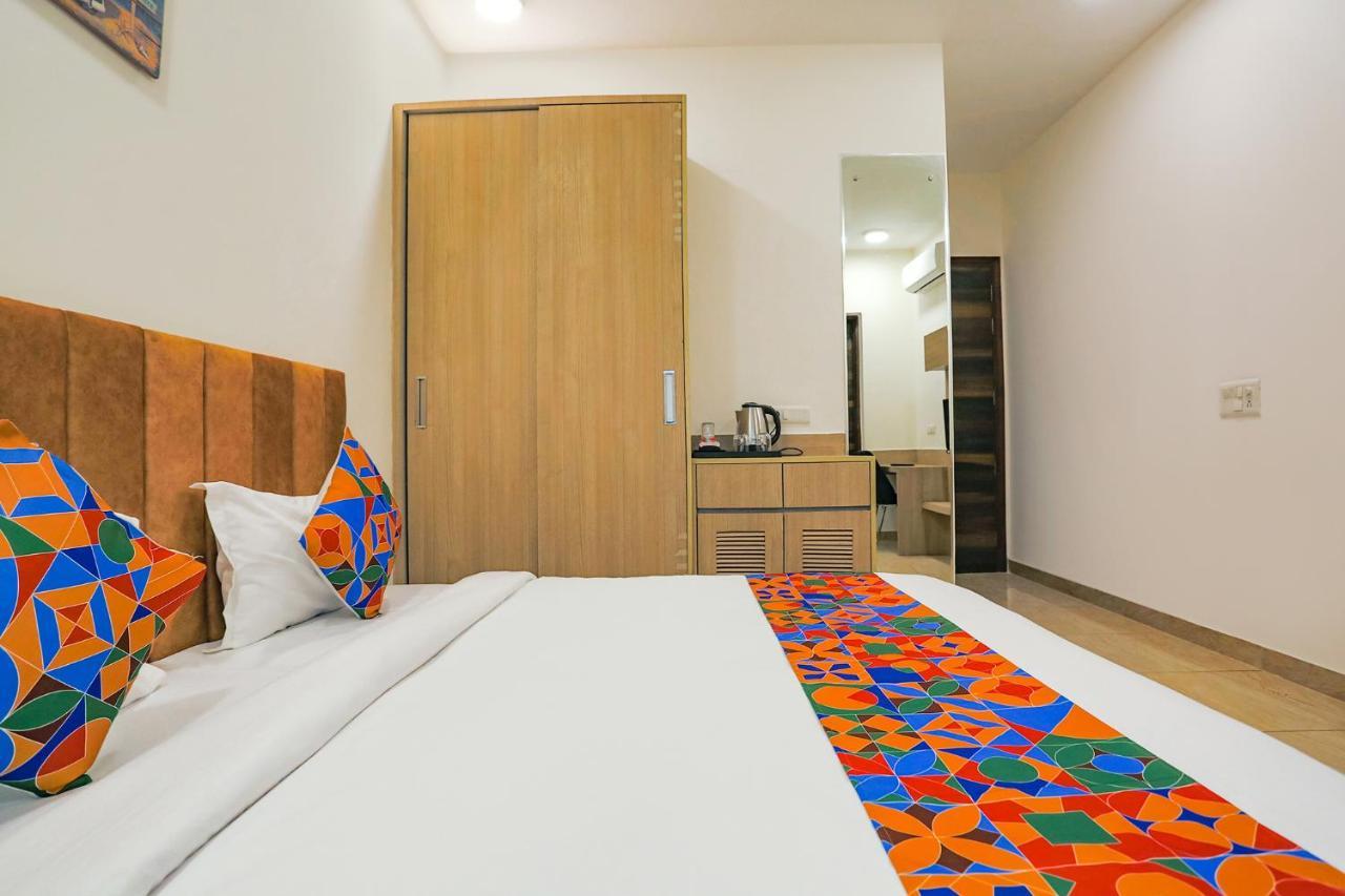Fabhotel Ab Inn Huda City Center Gurgaon Dış mekan fotoğraf